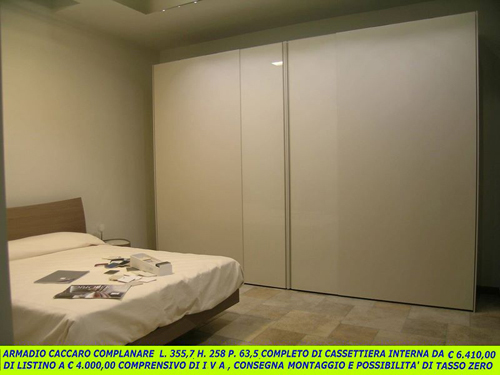OCCASIONE ARMADIO CACCARO SCORREVOLE COMPLANARE  SARDEGNA arredamenti Sardegna. Arredamento casa in Sardegna vicino Cagliari Villacidro Sanluri Oristano Nuoro Carbonia Iglesias. Offerta letto cuoio in Sardegna. Materassi Permaflex in Sardegna. Lista nozze in Sardegna